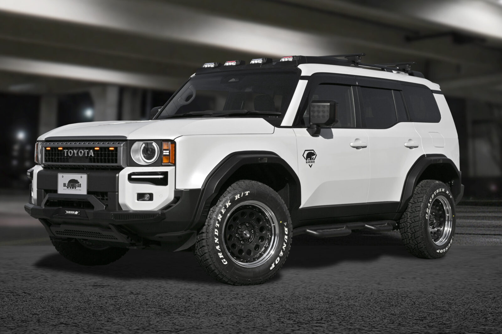 BP006] フロントバンパー – LANDCRUISER LC250 – BLACK BEAR